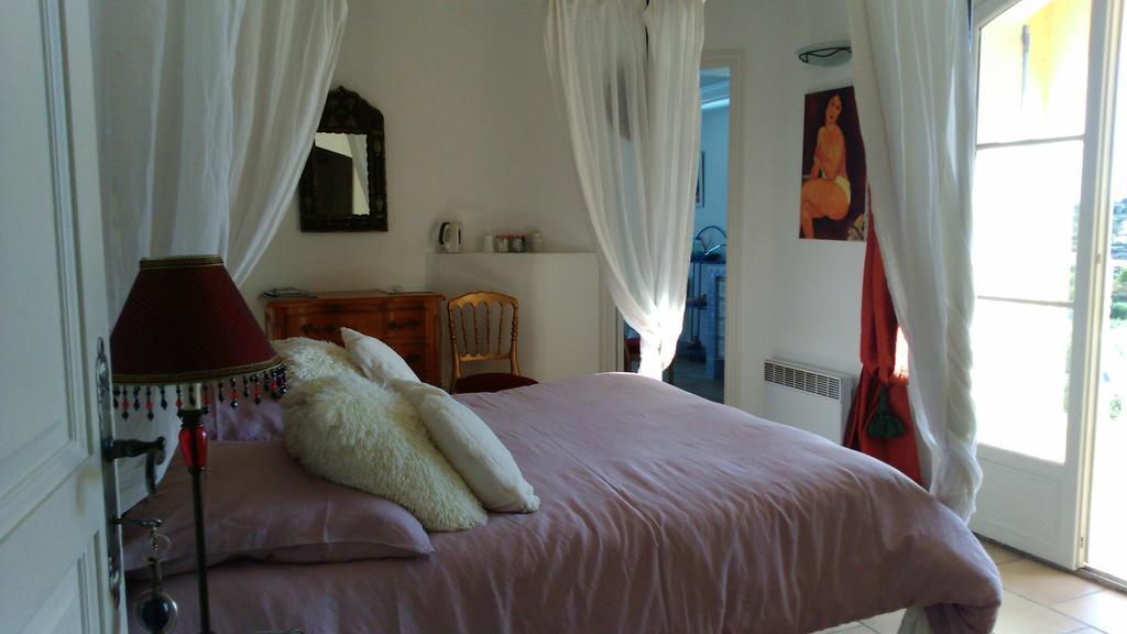 Mavilla Akwaba Sainte-Maxime Cameră foto